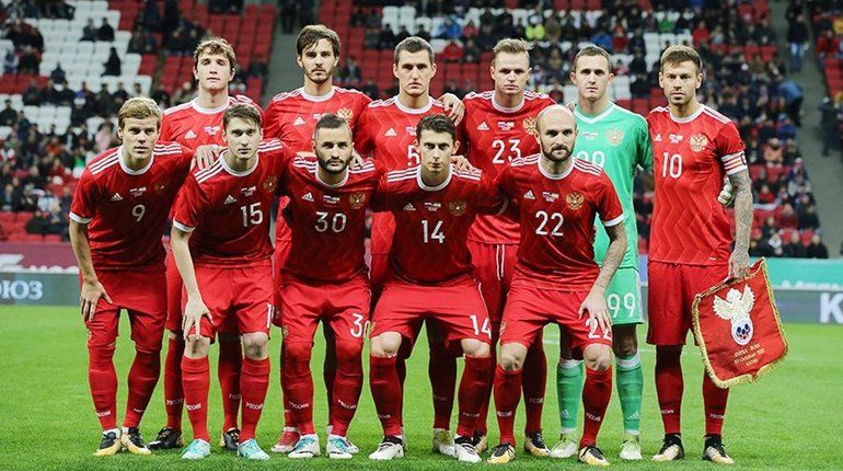 Петербург примет товарищеский футбольный матч между Россией и Испанией