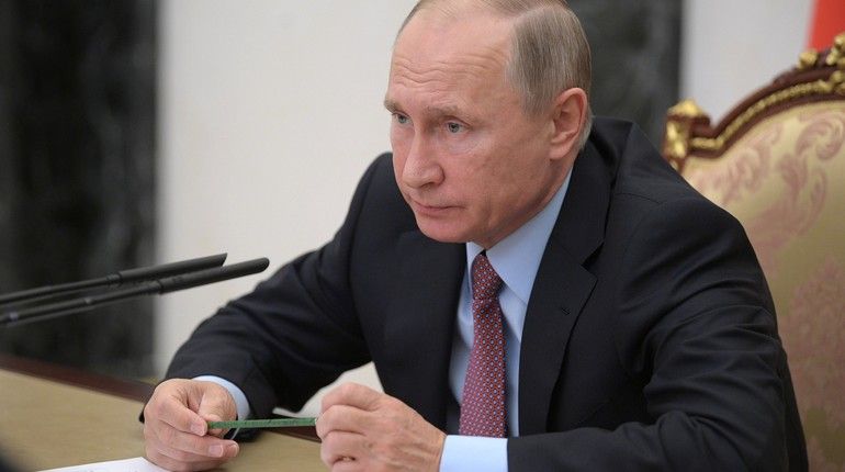 Владимир Путин на учениях запустил четыре баллистические ракеты