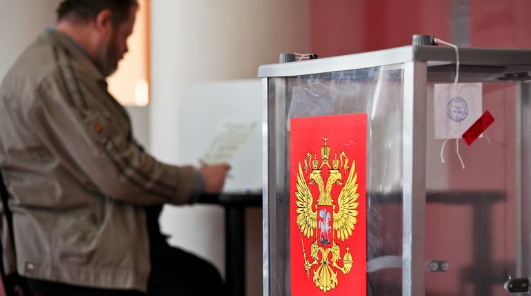 Собчак, Навальному и Явлинскому предложили пойти на выборы единым фронтом