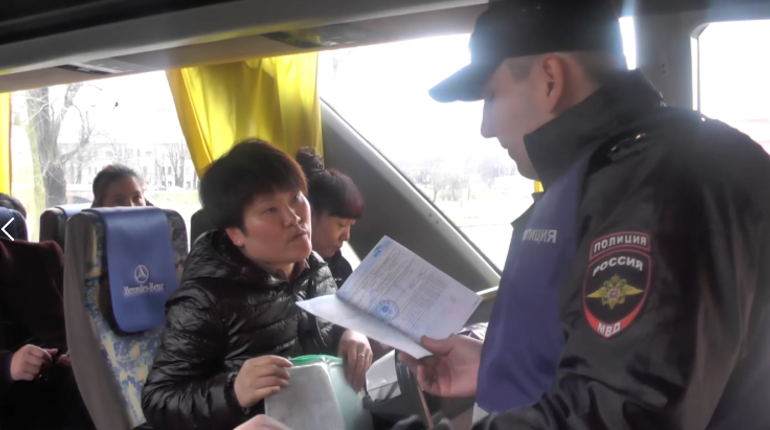 Полиция задержала экскурсоводов-нелегалов, показывающих туристам Петропавловскую крепость