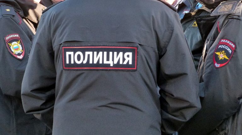 Петербуржца подозревают в двух разбойных нападениях на магазины