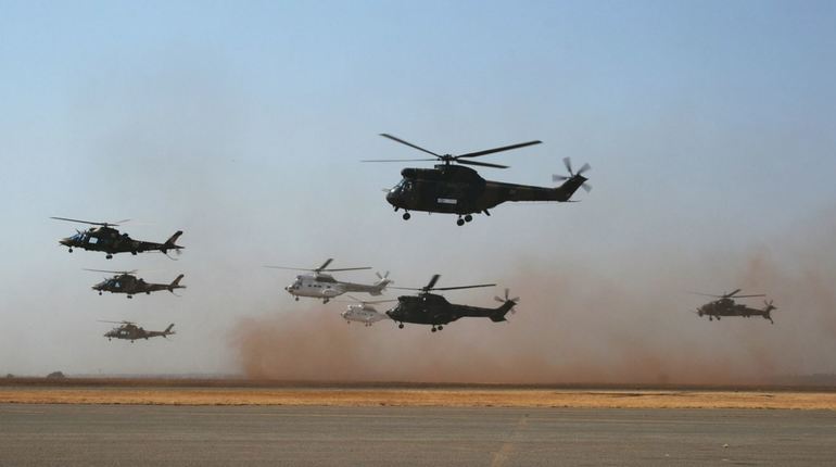 Индийское правительство одобрило закупку 135 вертолетов для ВМС